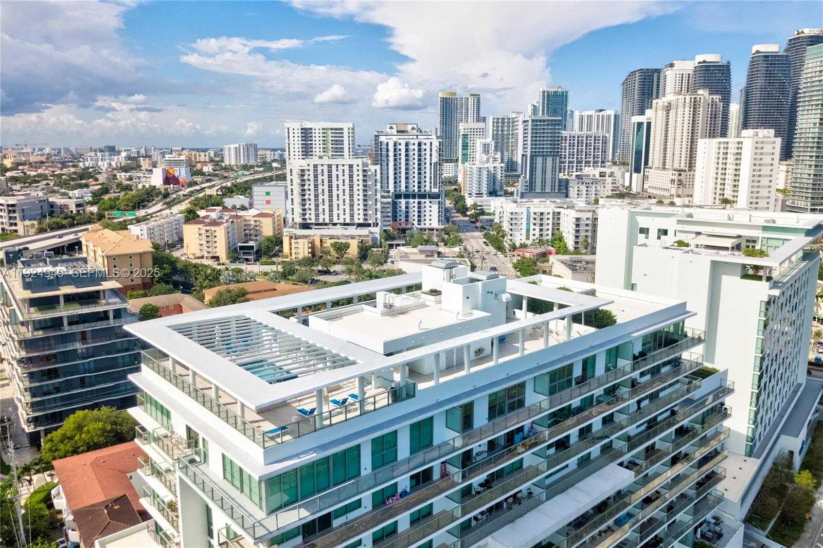 Small Image of 1600 SOUTH WEST 1ST AVE #603, Miami Number 36