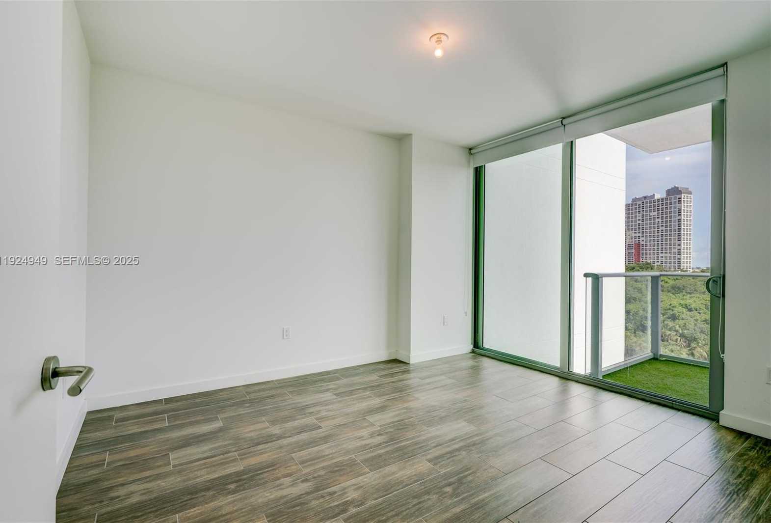 Small Image of 1600 SOUTH WEST 1ST AVE #603, Miami Number 5