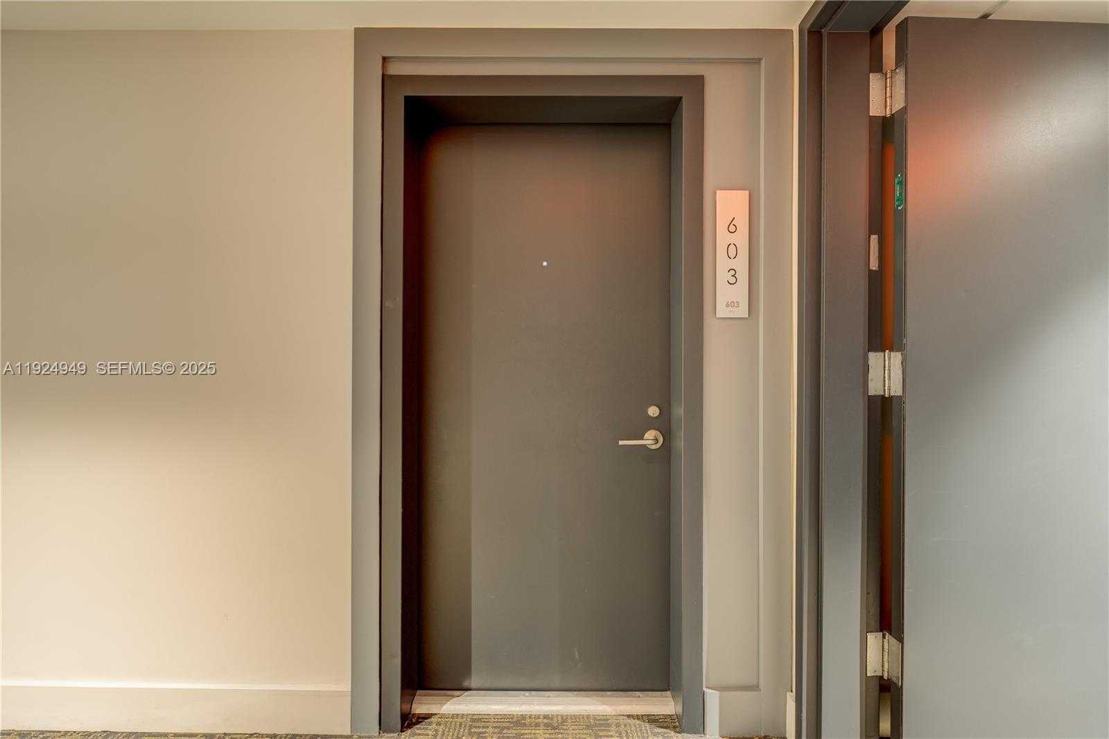 Small Image of 1600 SOUTH WEST 1ST AVE #603, Miami Number 6