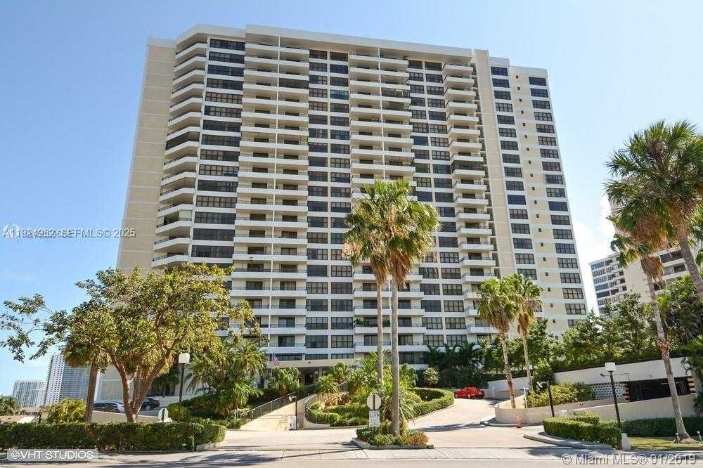 Small Image of 2500 PARKVIEW DR #1207, Hallandale Beach Number 67