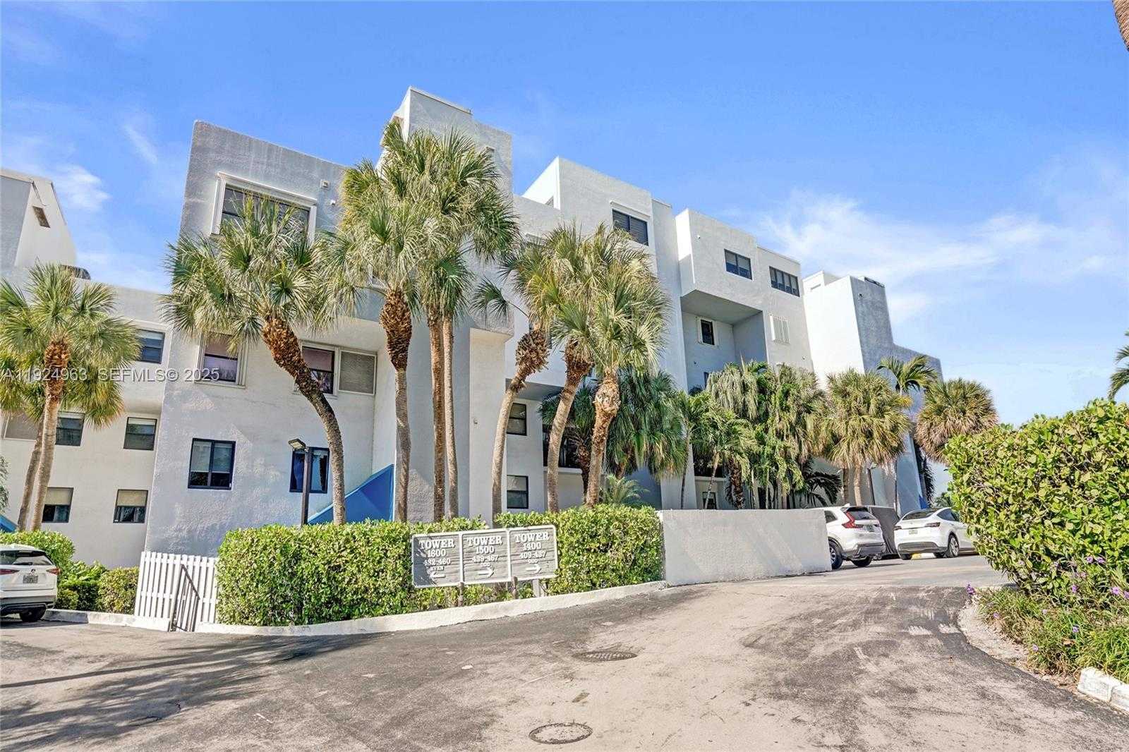 Small Image of Sunny Isles Beach Number 50