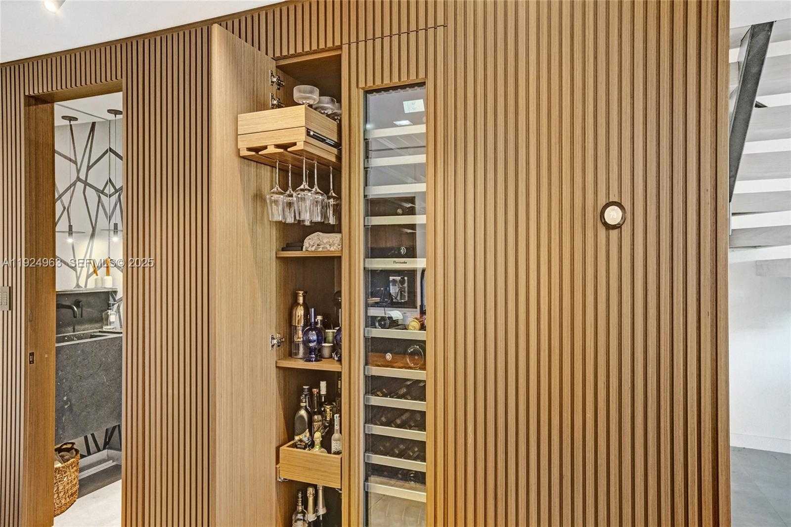 Small Image of Sunny Isles Beach Number 7