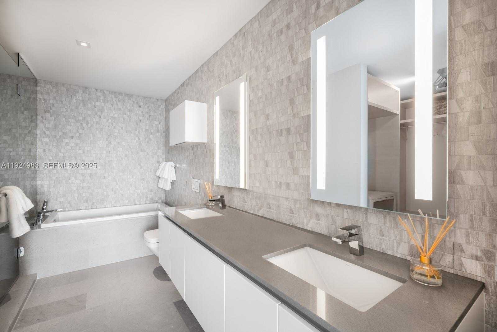 Small Image of 88 SOUTH WEST 7TH ST #2008, Miami Number 6