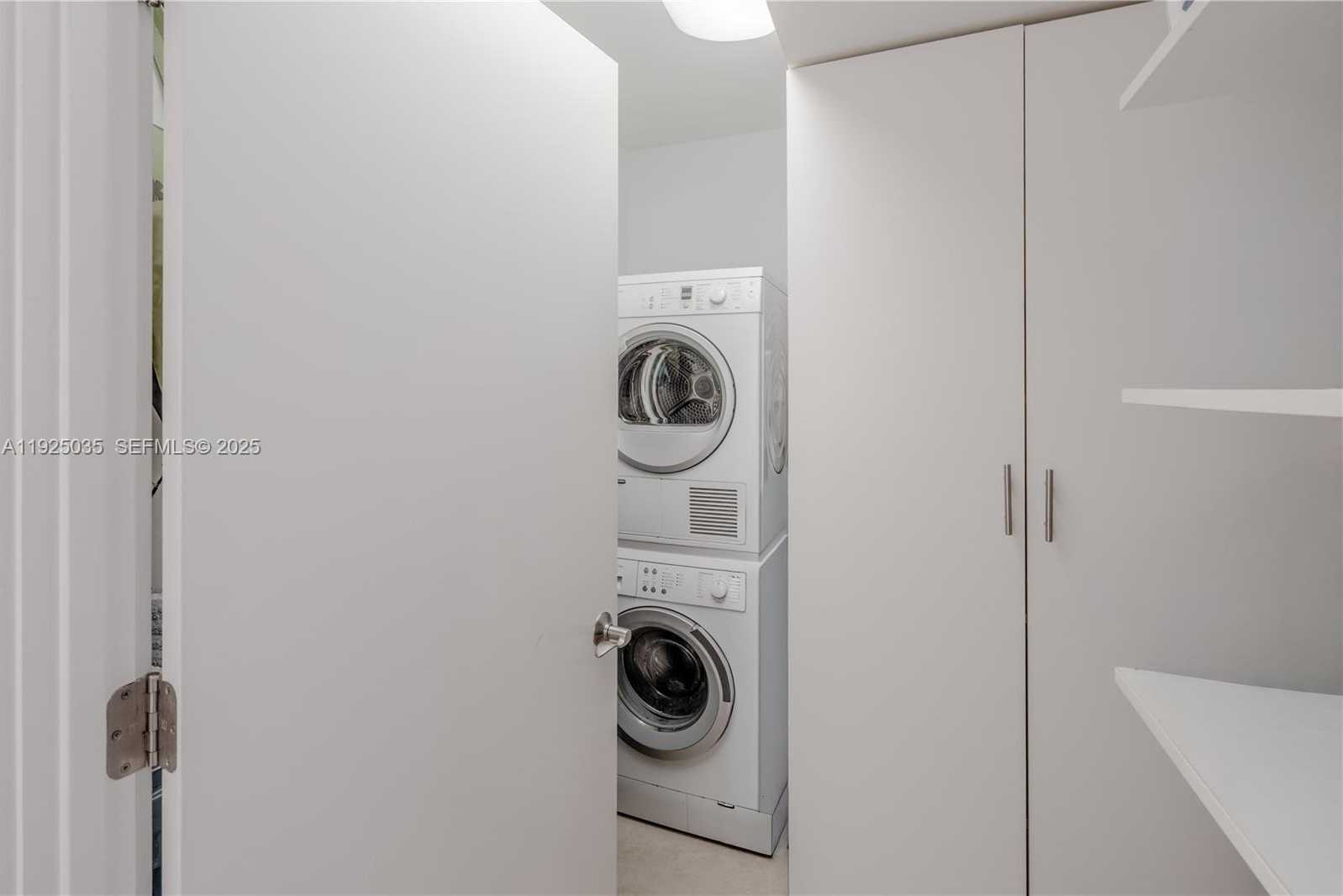 Small Image of 1925 BRICKELL AVE #D2006, Miami Number 13