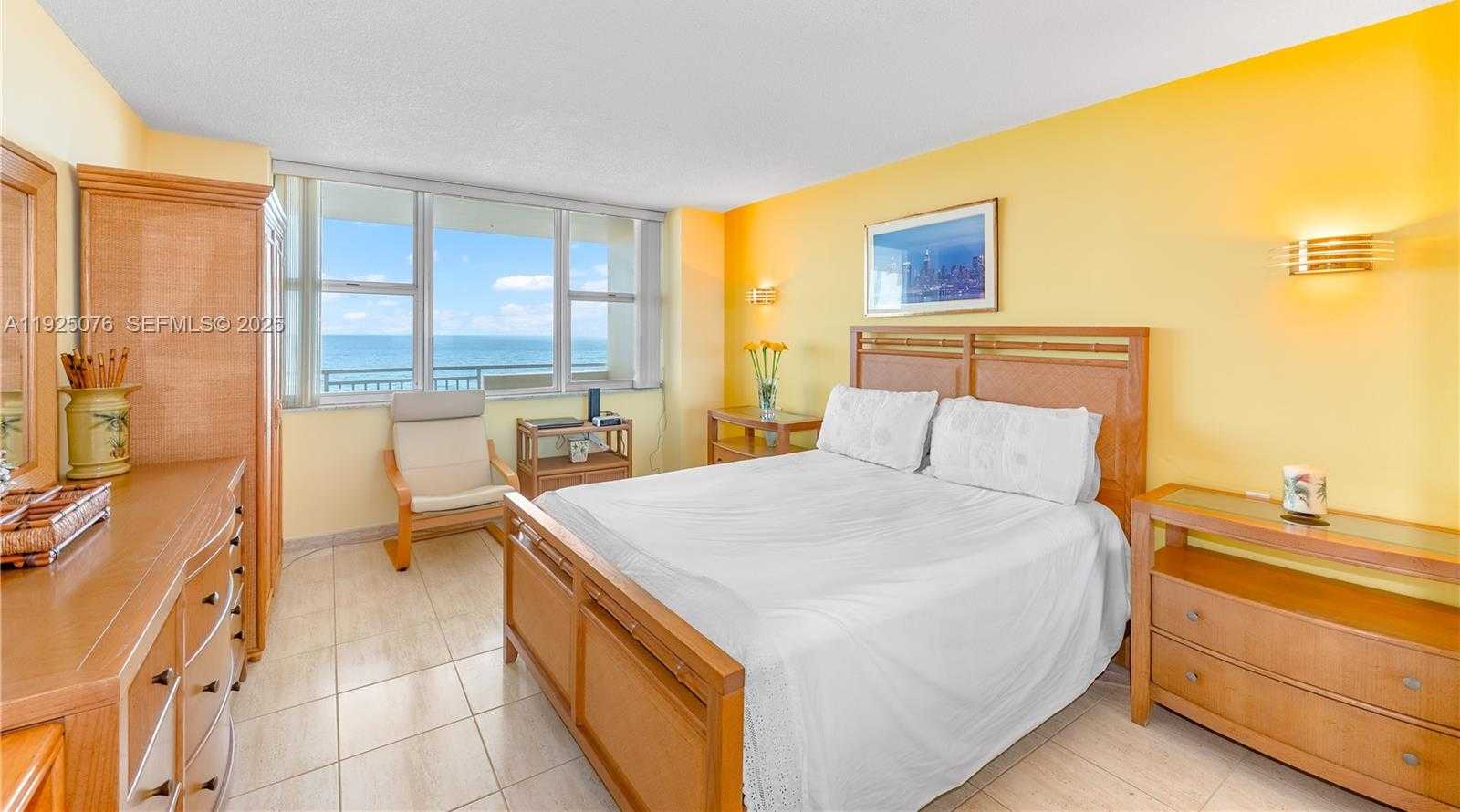 Small Image of 3180 SOUTH OCEAN DR #1012, Hallandale Beach Number 21