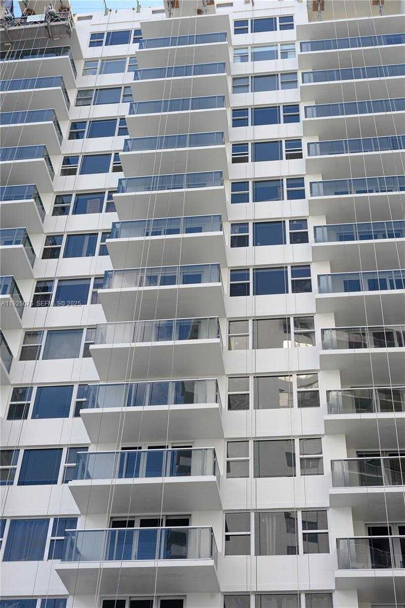 Small Image of 3180 SOUTH OCEAN DR #1012, Hallandale Beach Number 28