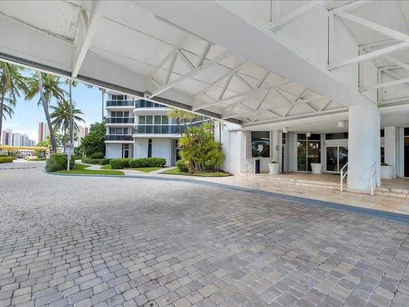 Small Image of 16711 COLLINS AVE #1604, Sunny Isles Beach Number 10