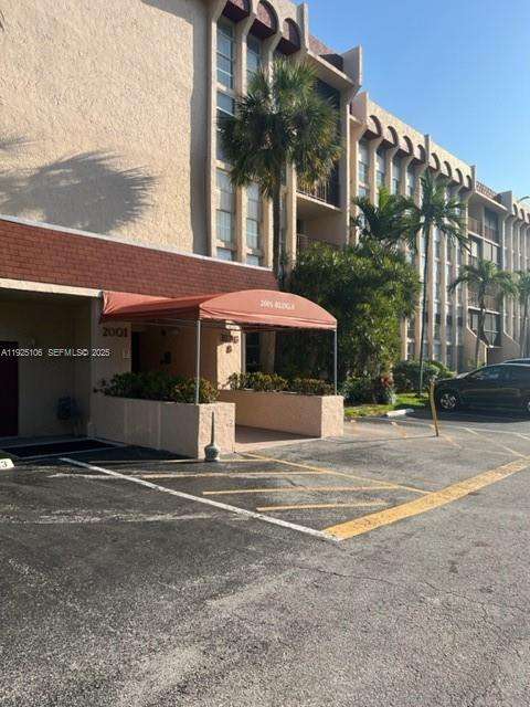 Small Image of 2001 ATLANTIC SHORES BLVD #105, Hallandale Beach Number 1