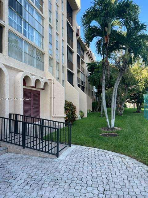 Small Image of 2001 ATLANTIC SHORES BLVD #105, Hallandale Beach Number 2