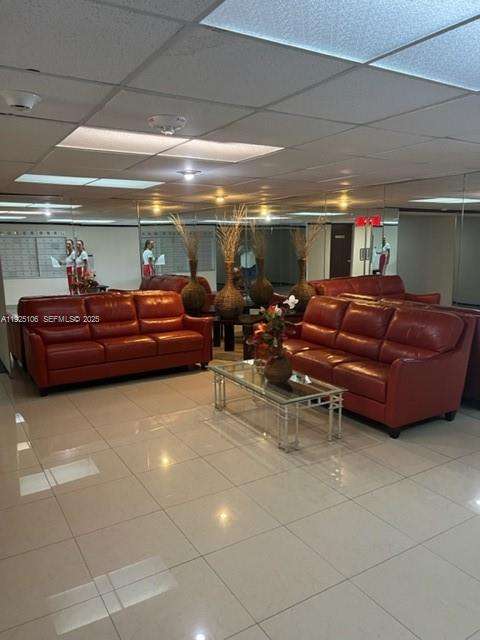 Small Image of 2001 ATLANTIC SHORES BLVD #105, Hallandale Beach Number 3