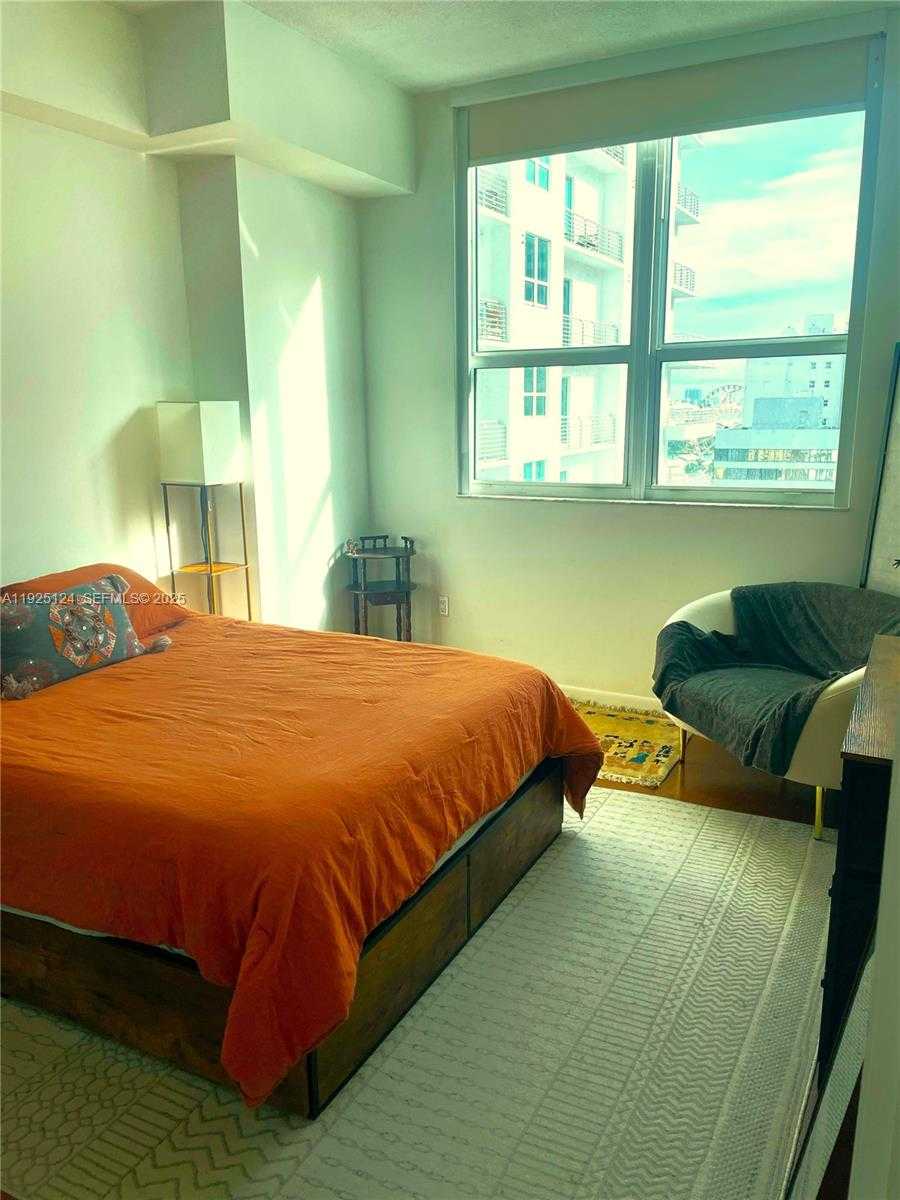 Small Image of 133 NORTH EAST 2ND AVE #1512, Miami Number 6