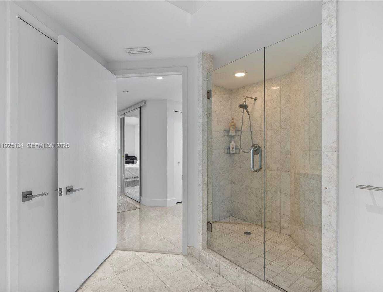 Small Image of 1331 BRICKELL BAY DR #1811, Miami Number 19