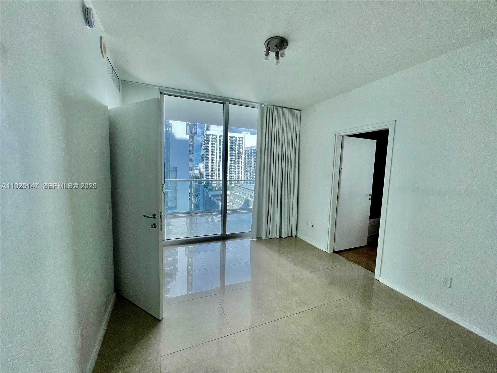 Small Image of 300 SOUTH BISCAYNE BLVD #3011, Miami Number 6