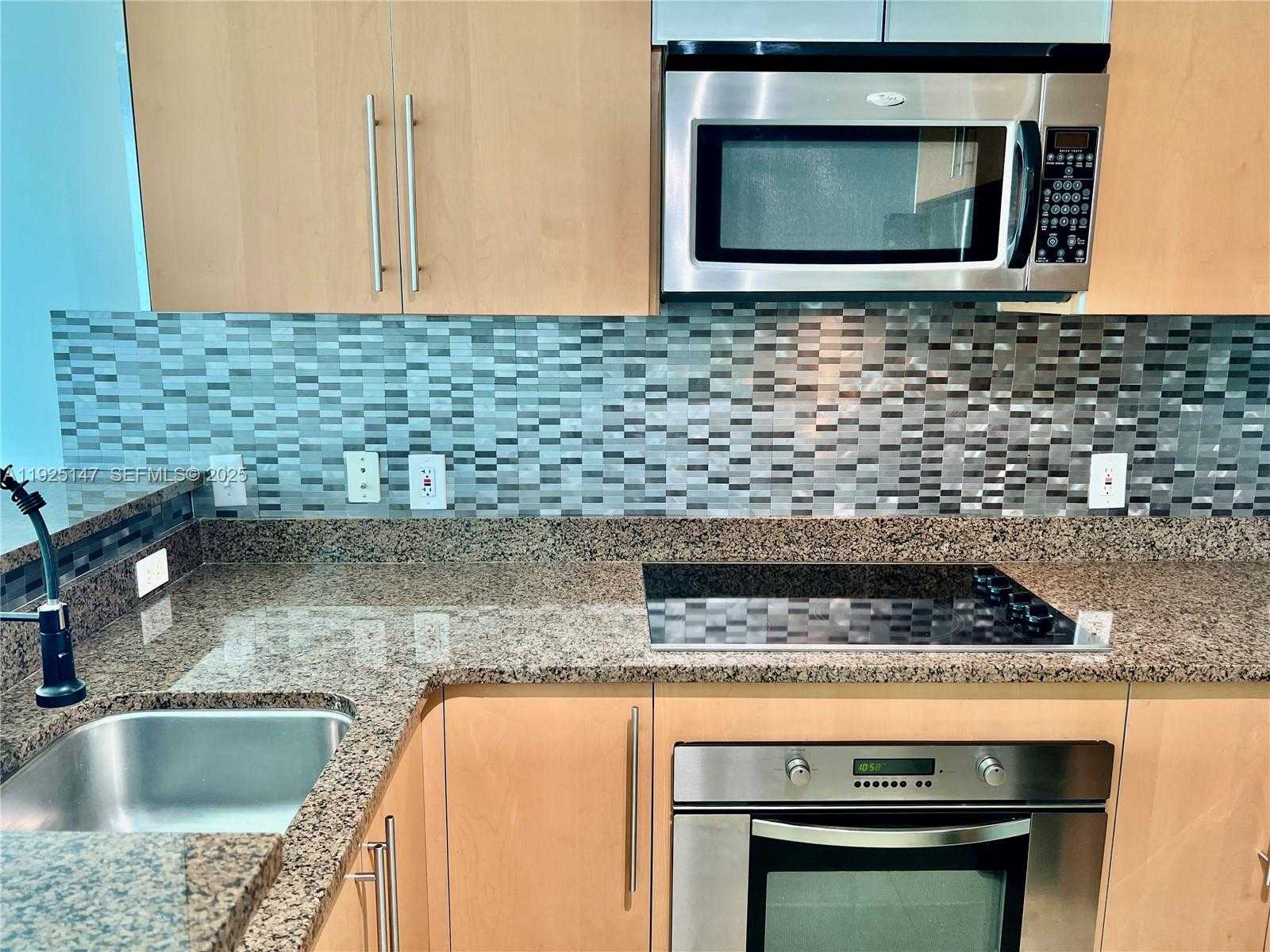 Small Image of 300 SOUTH BISCAYNE BLVD #3011, Miami Number 9