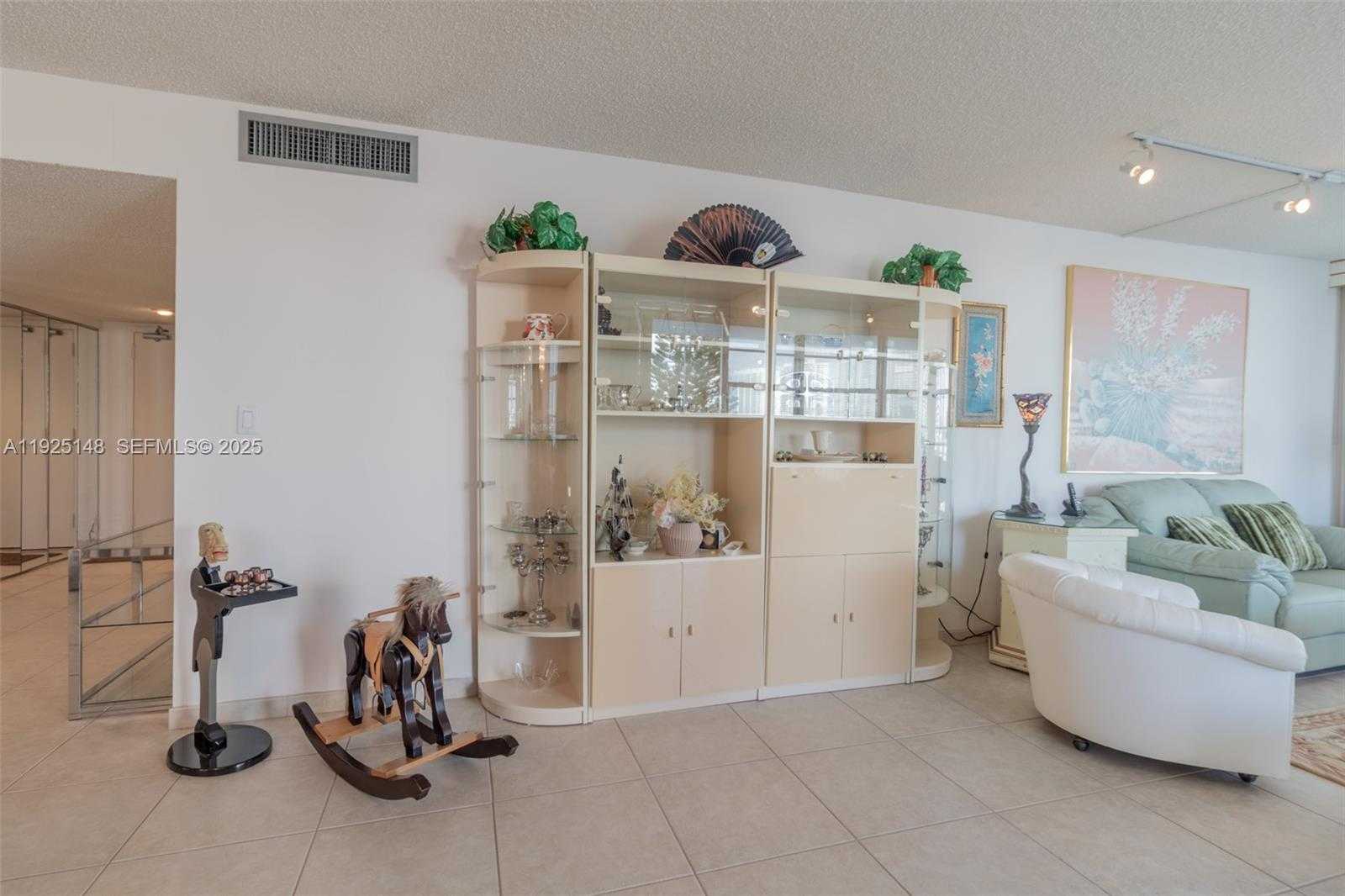 Small Image of 301 174TH ST #503, Sunny Isles Beach Number 13
