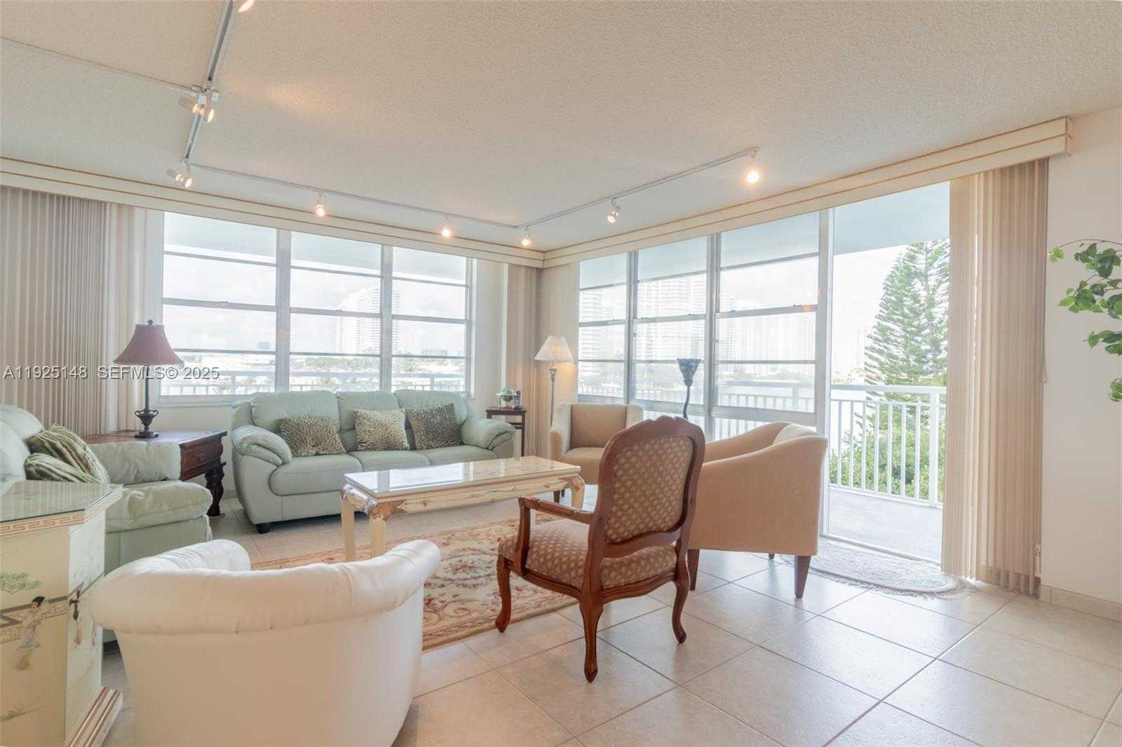 Small Image of 301 174TH ST #503, Sunny Isles Beach Number 17