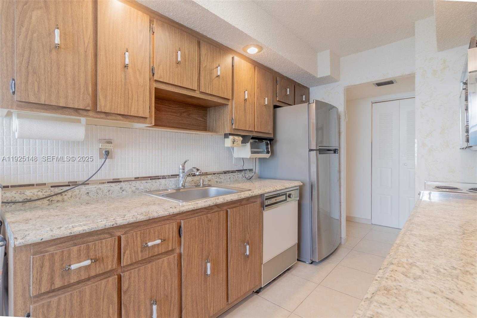 Small Image of 301 174TH ST #503, Sunny Isles Beach Number 20