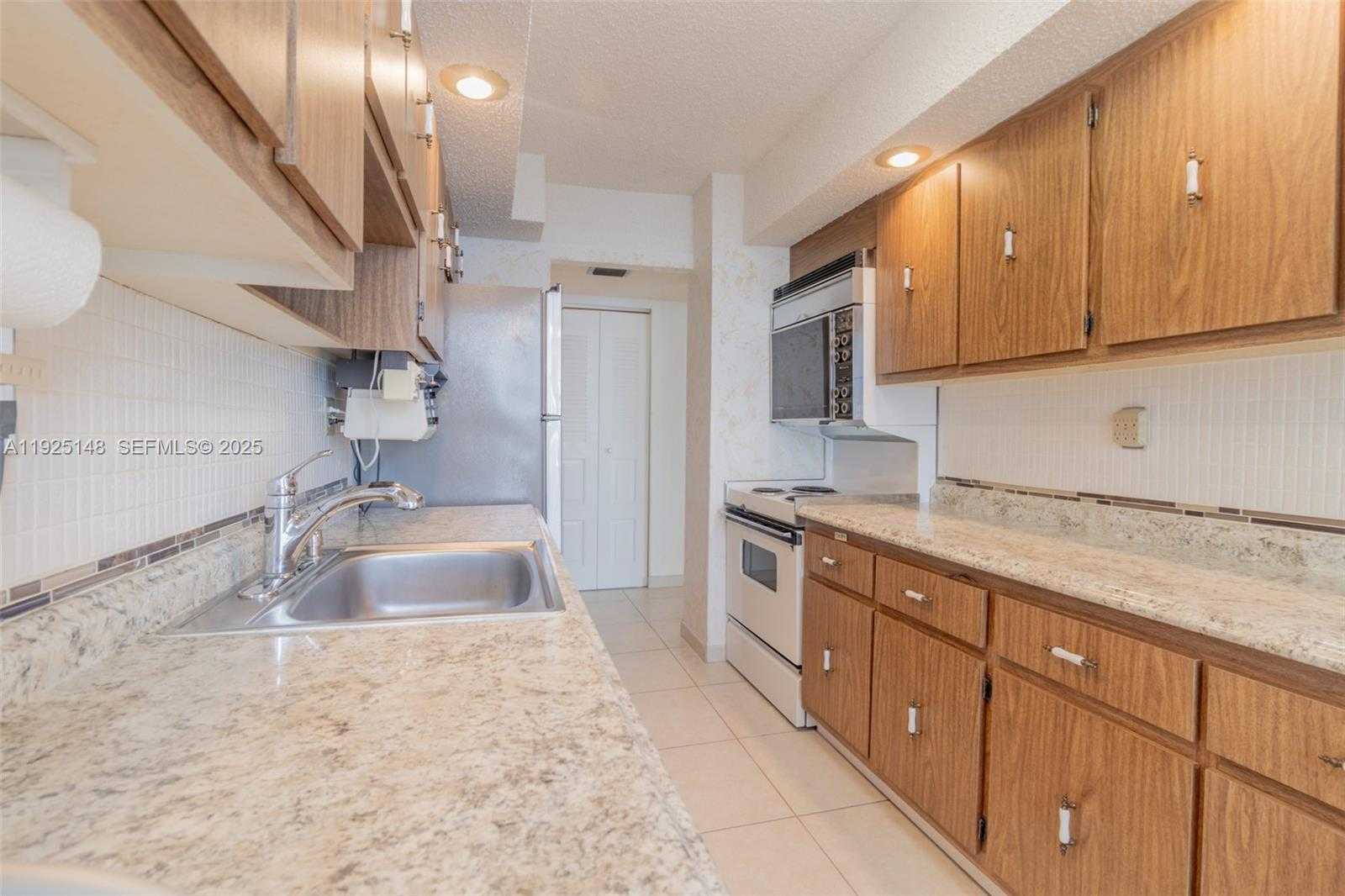 Small Image of 301 174TH ST #503, Sunny Isles Beach Number 21