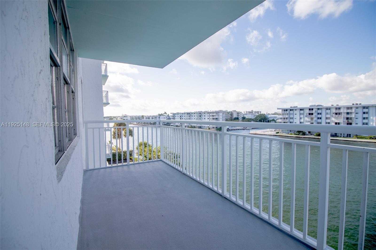 Small Image of 301 174TH ST #503, Sunny Isles Beach Number 5