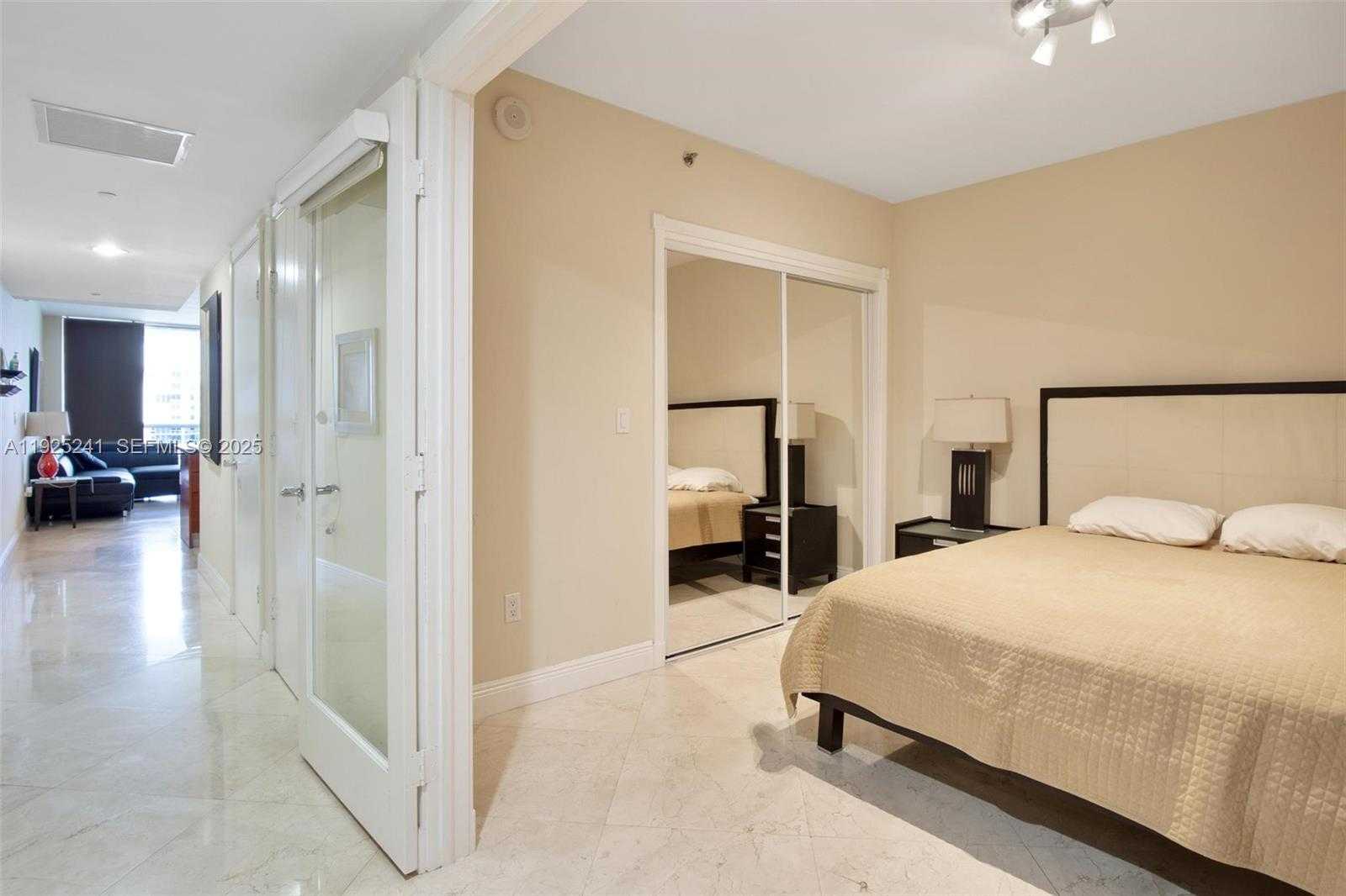 Small Image of 1830 SOUTH OCEAN DR #2212, Hallandale Beach Number 10