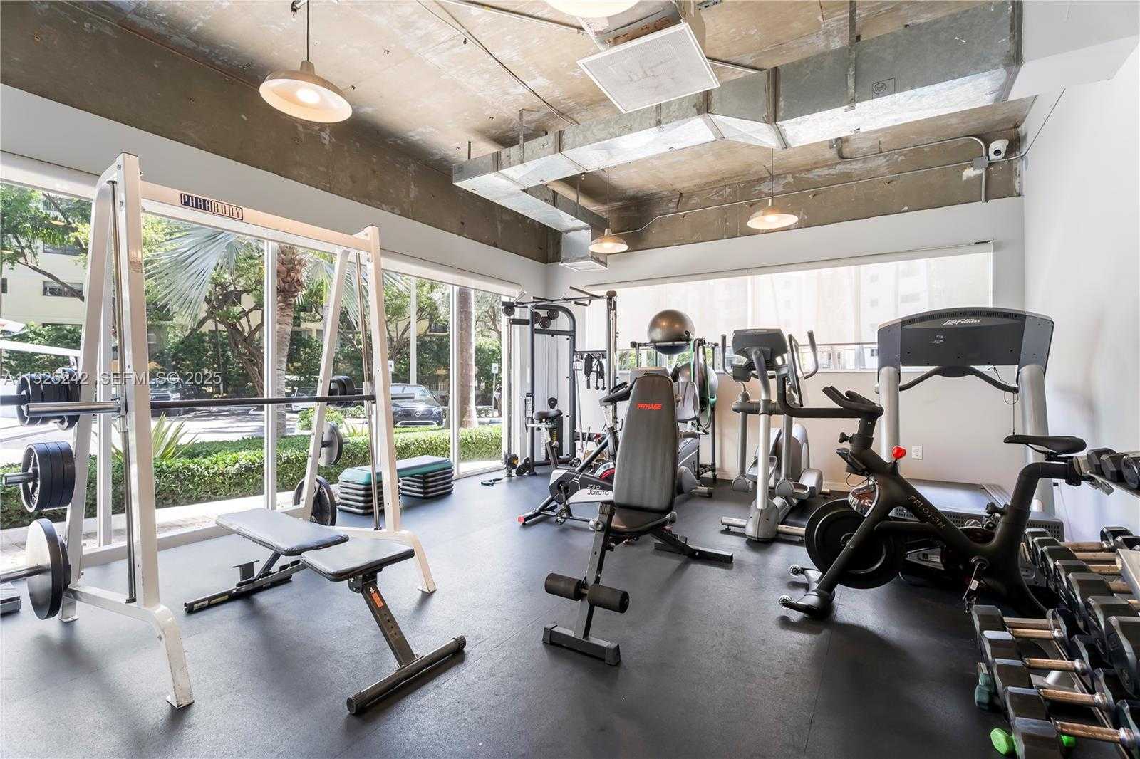 Small Image of 1688 WEST AVE #401, Miami Beach Number 19