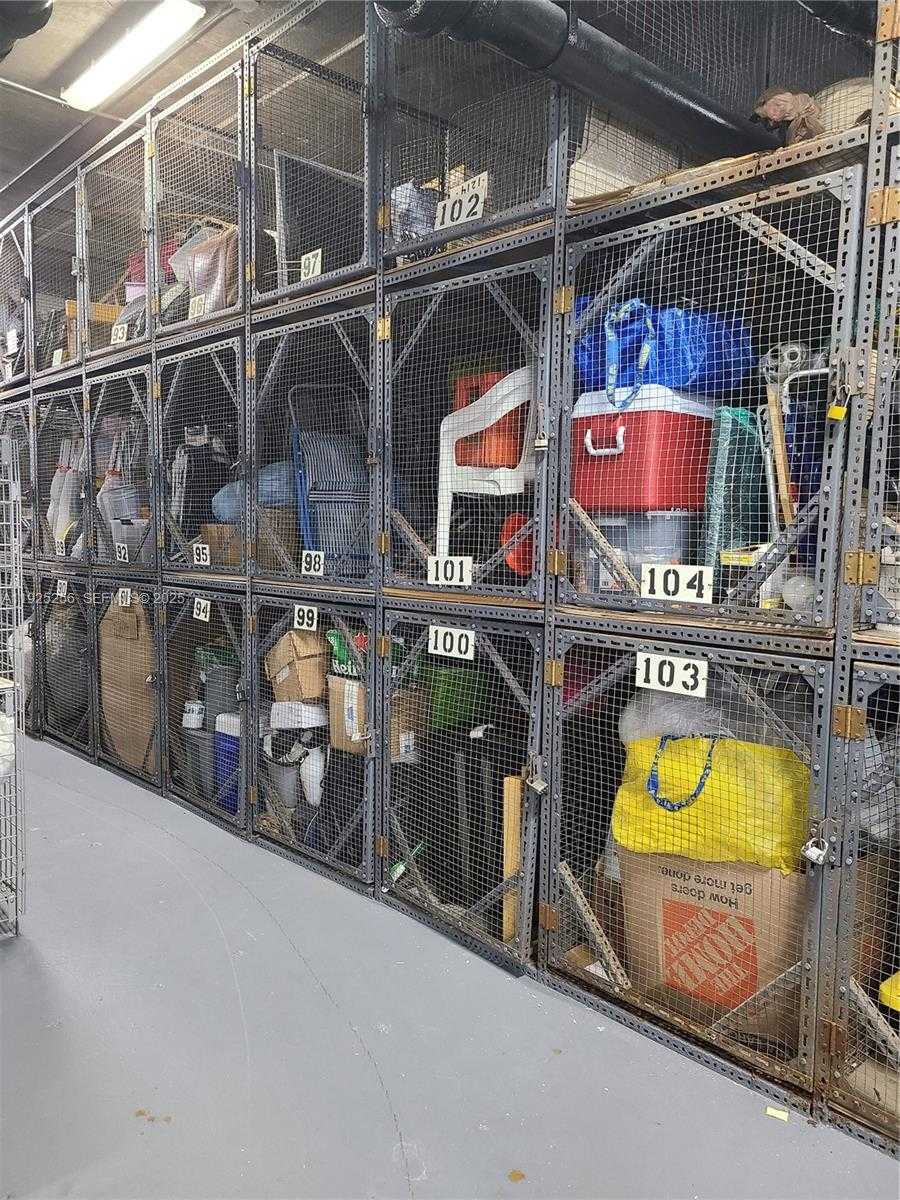 Small Image of 3180 SOUTH OCEAN DR #307, Hallandale Beach Number 25