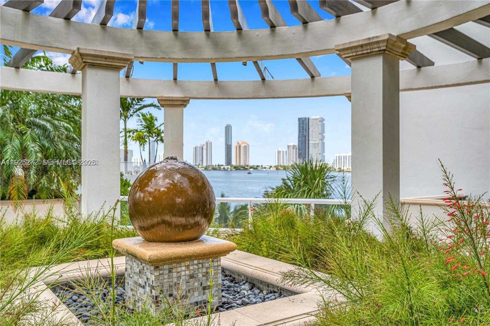 Small Image of 2800 ISLAND BLVD #902, Aventura Number 23