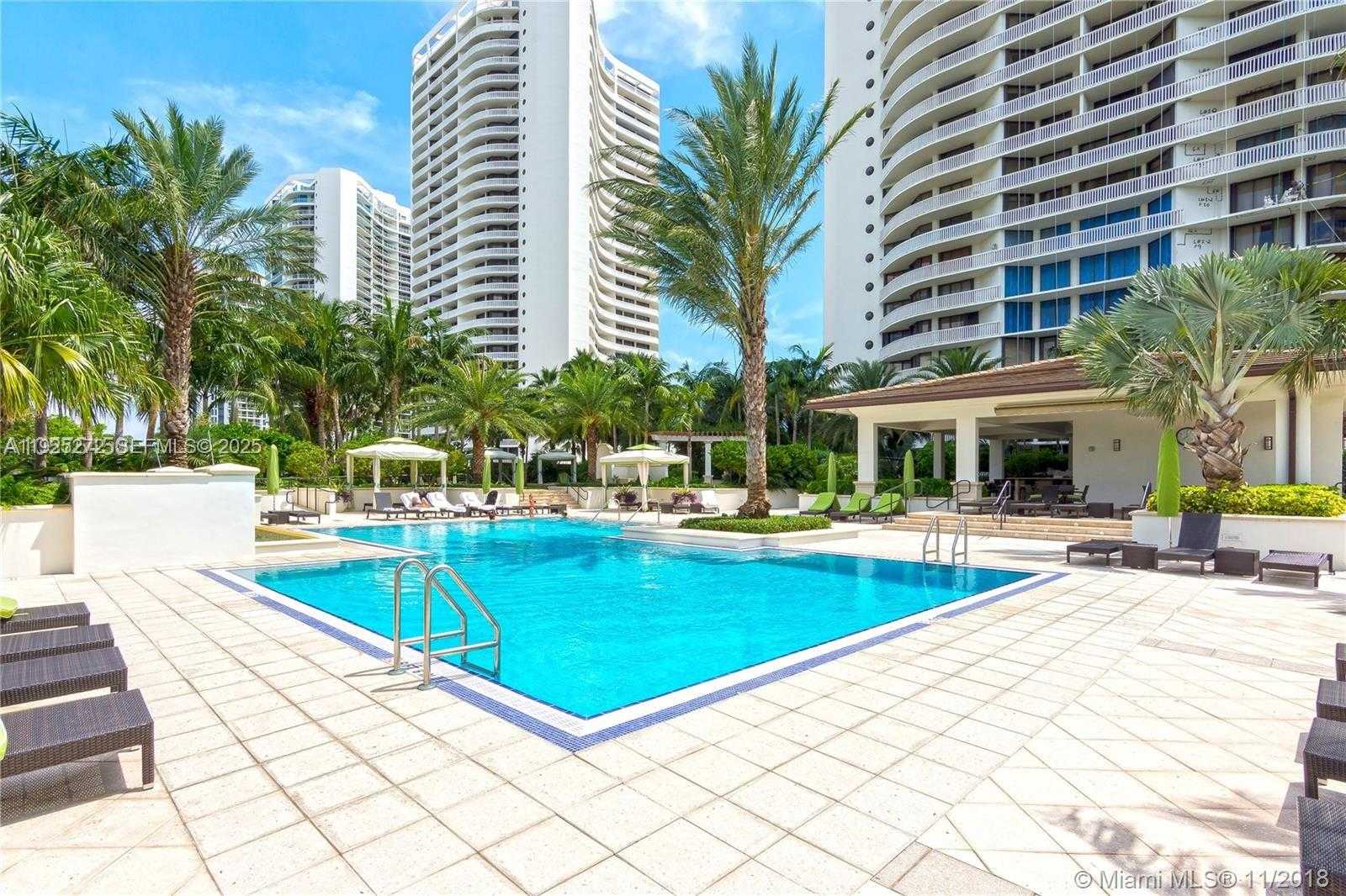 Small Image of 2800 ISLAND BLVD #902, Aventura Number 25