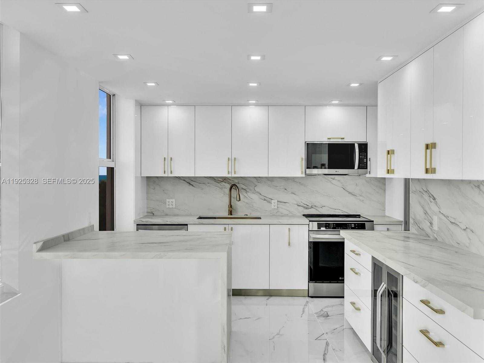 Small Image of 230 174TH ST #712, Sunny Isles Beach Number 14