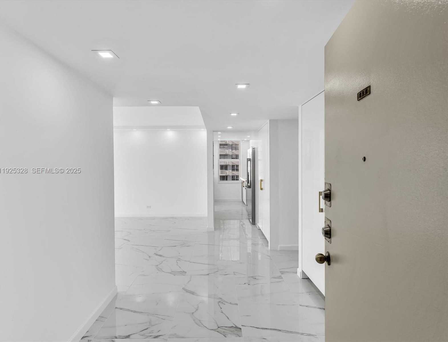 Small Image of 230 174TH ST #712, Sunny Isles Beach Number 3