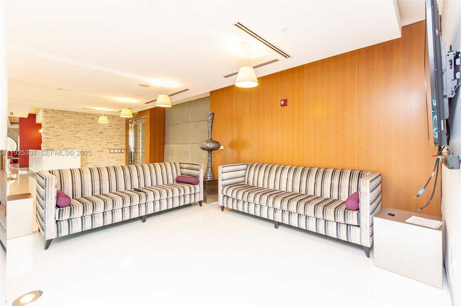 Small Image of 41 SOUTH EAST 5TH ST #2314, Miami Number 63