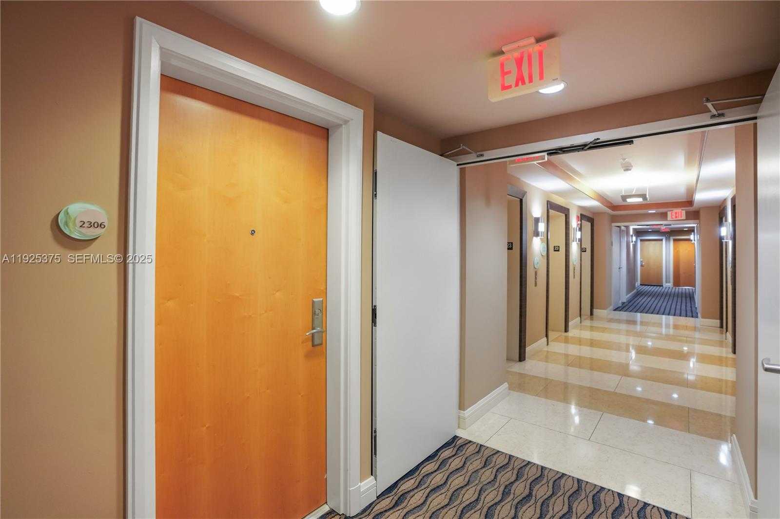 Small Image of 244 BISCAYNE BLVD #2306, Miami Number 18