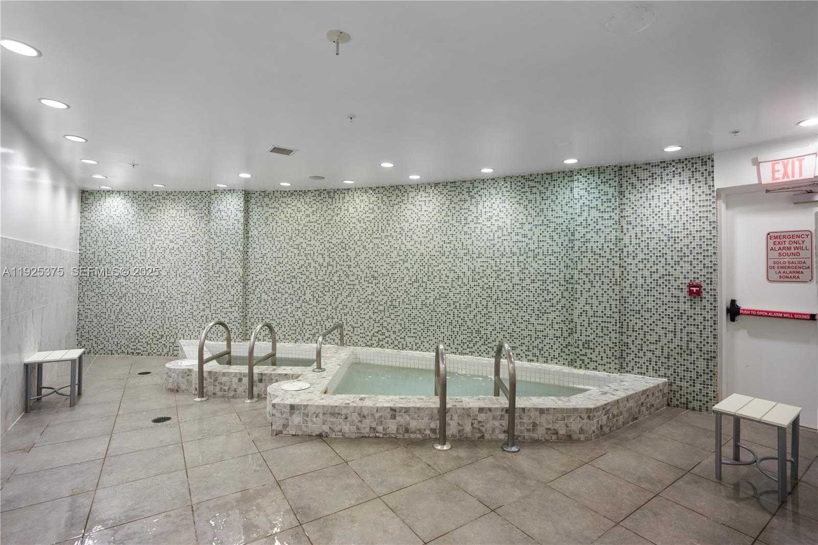 Small Image of 244 BISCAYNE BLVD #2306, Miami Number 21