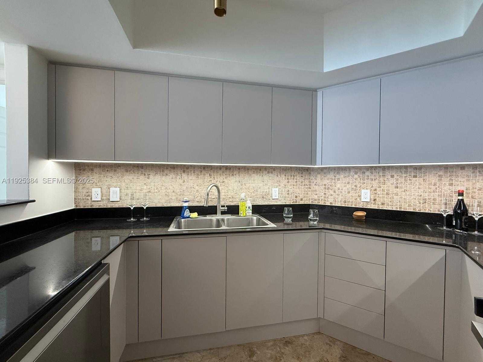 Small Image of 16699 COLLINS AVE #2701, Sunny Isles Beach Number 5