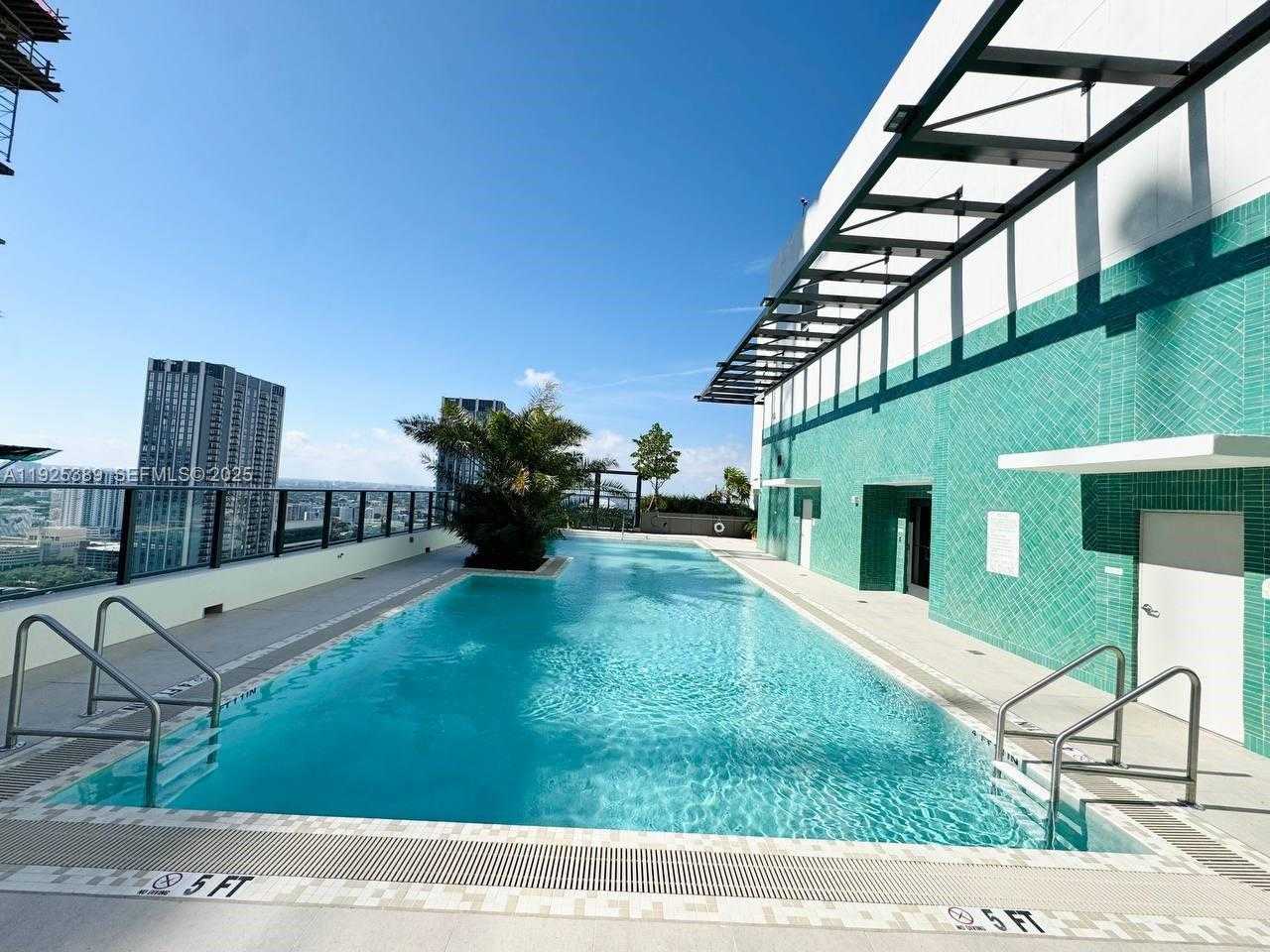 Small Image of 11 NORTH EAST 6TH #2813, Miami Number 14