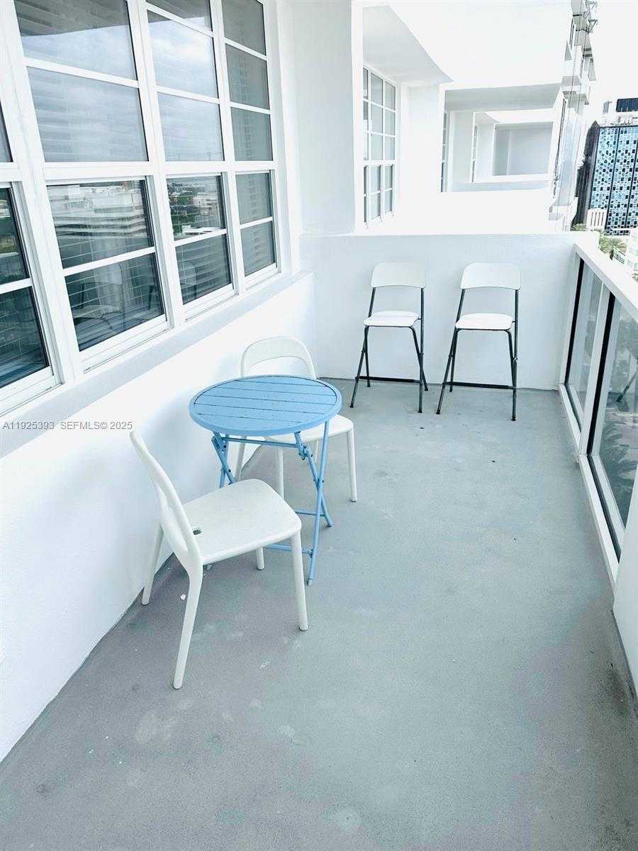 Small Image of 100 LINCOLN RD #1427, Miami Beach Number 18