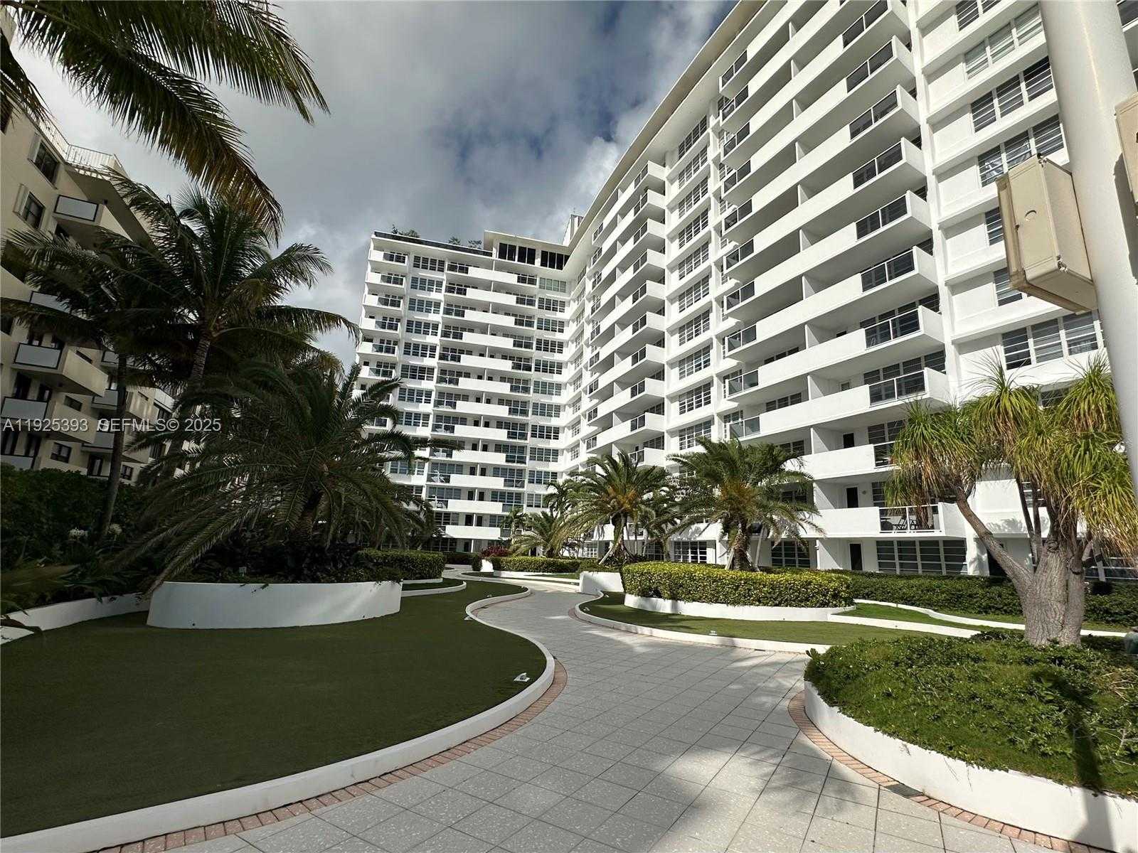 Small Image of 100 LINCOLN RD #1427, Miami Beach Number 24