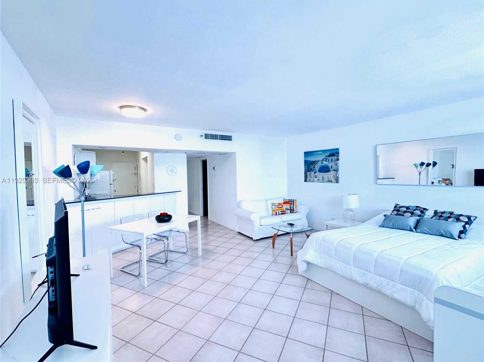 Small Image of 100 LINCOLN RD #1427, Miami Beach Number 8