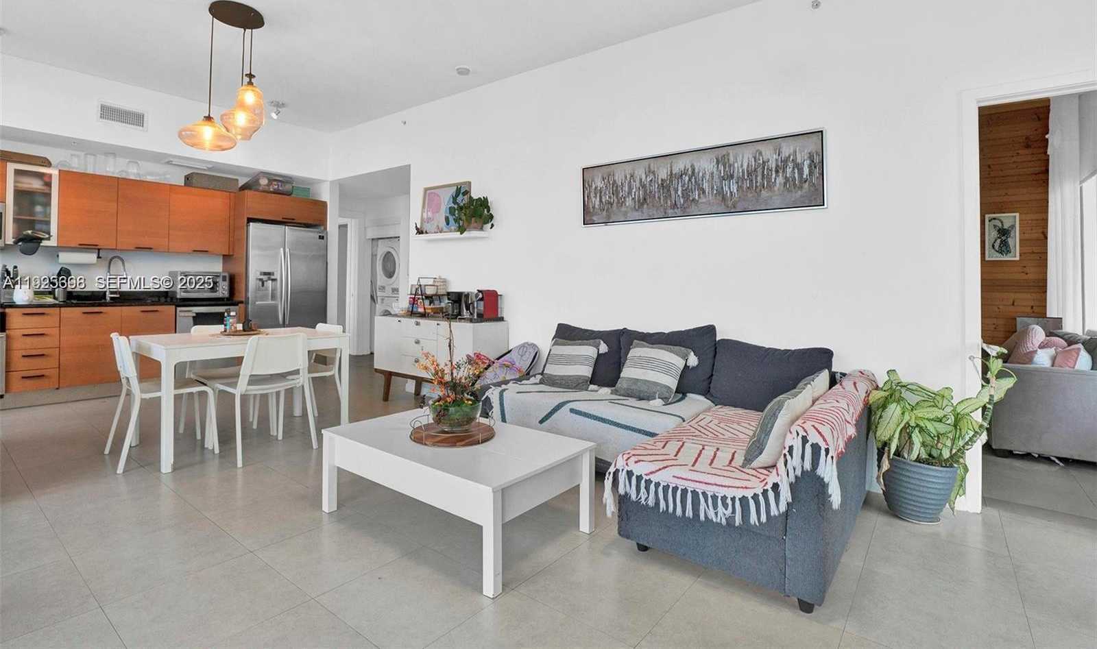 Small Image of 3470 EAST COAST AVE #H0904, Miami Number 12