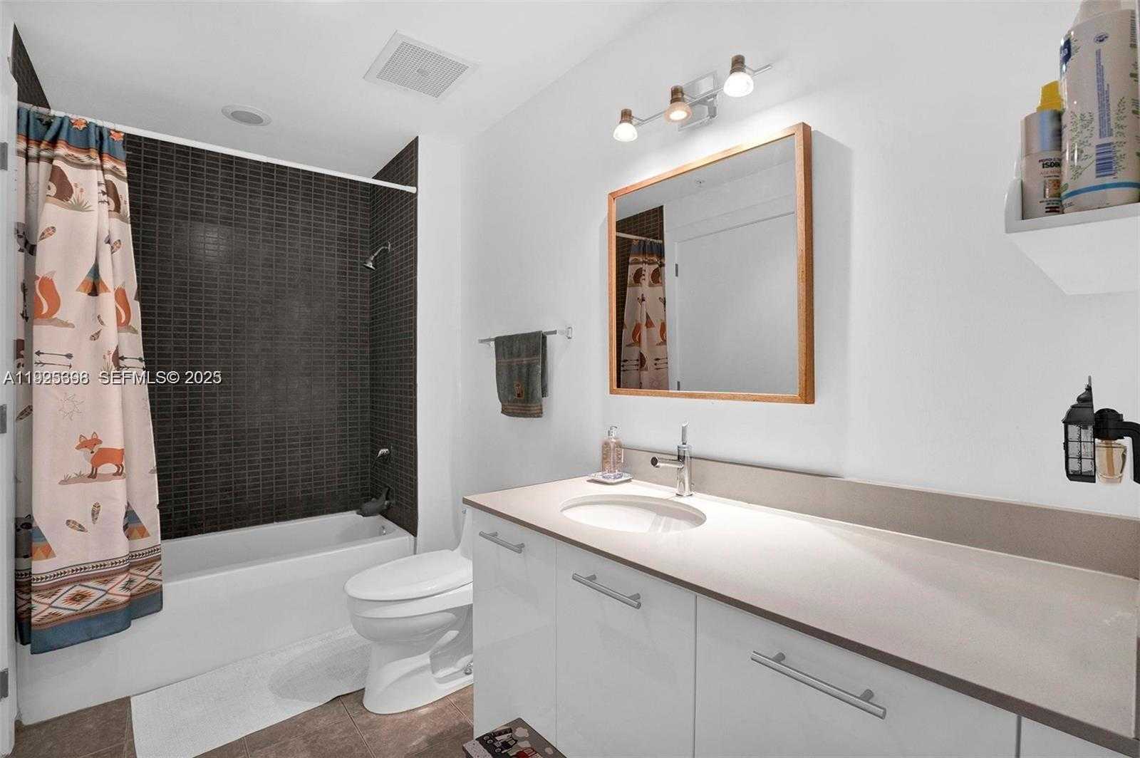 Small Image of 3470 EAST COAST AVE #H0904, Miami Number 27