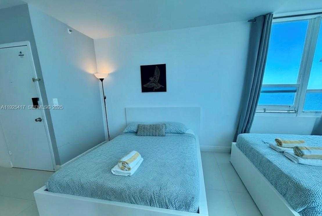 Small Image of 5445 COLLINS AVE #1504, Miami Beach Number 5