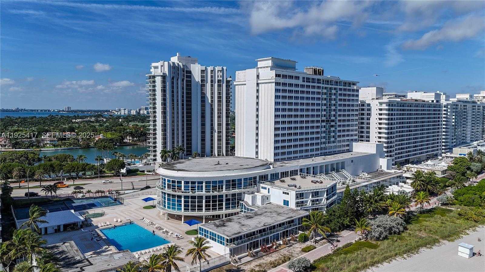 Small Image of 5445 COLLINS AVE #1504, Miami Beach Number 9