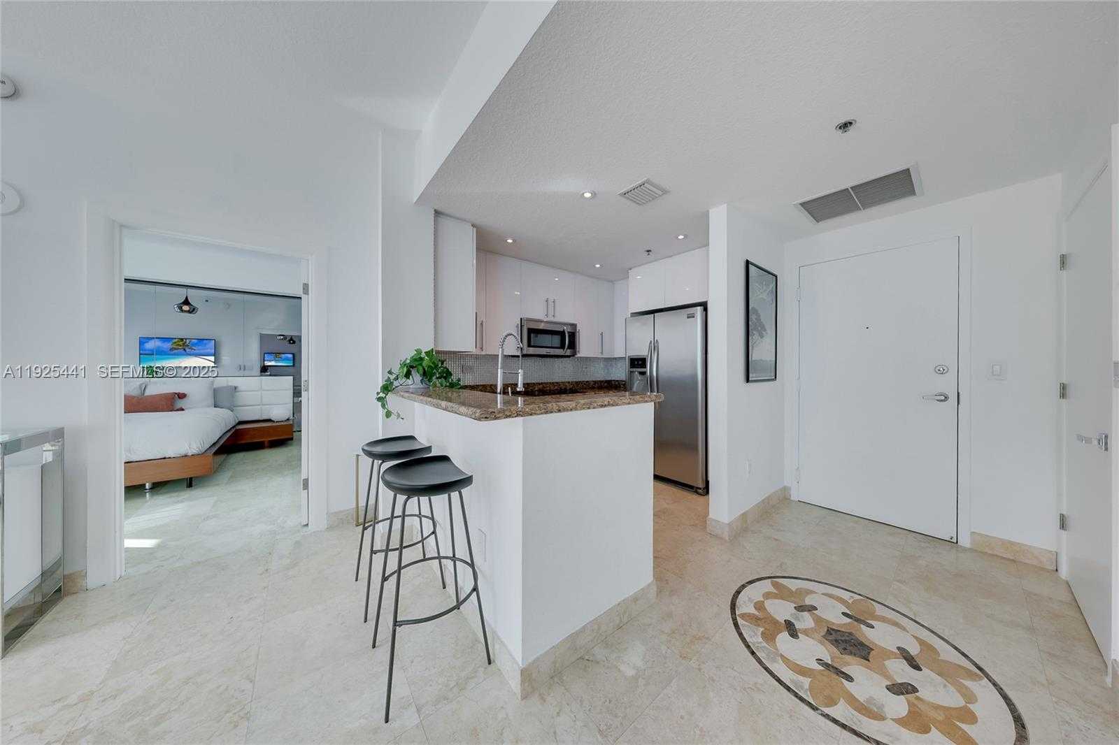 Small Image of 6515 COLLINS AVE #605, Miami Beach Number 6
