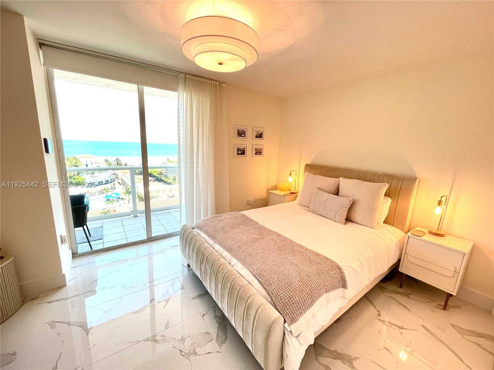 Small Image of 5900 COLLINS AVE #1104, Miami Beach Number 12
