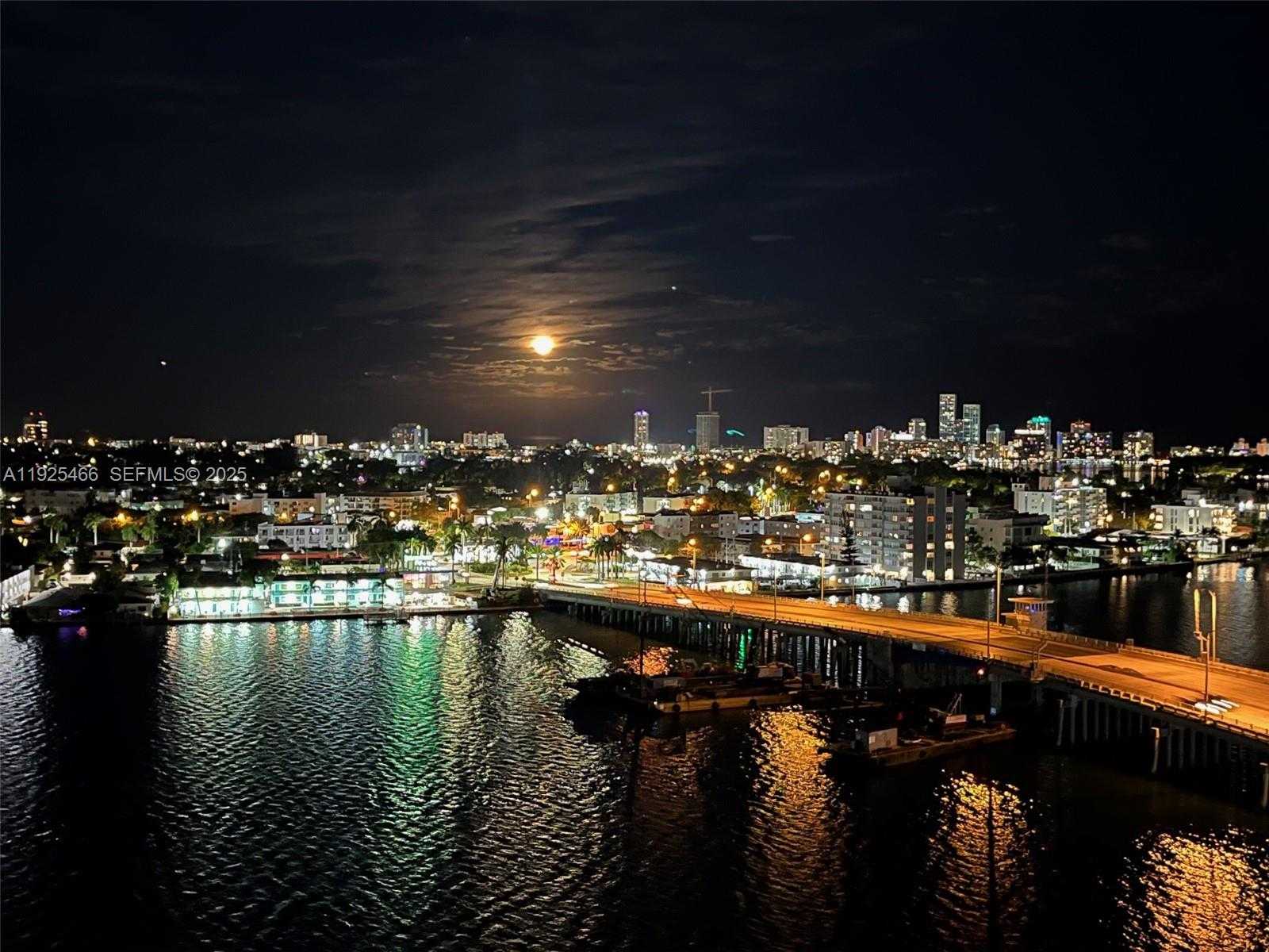 Small Image of 1865 79TH ST CSWY #PHI, North Bay Village Number 50