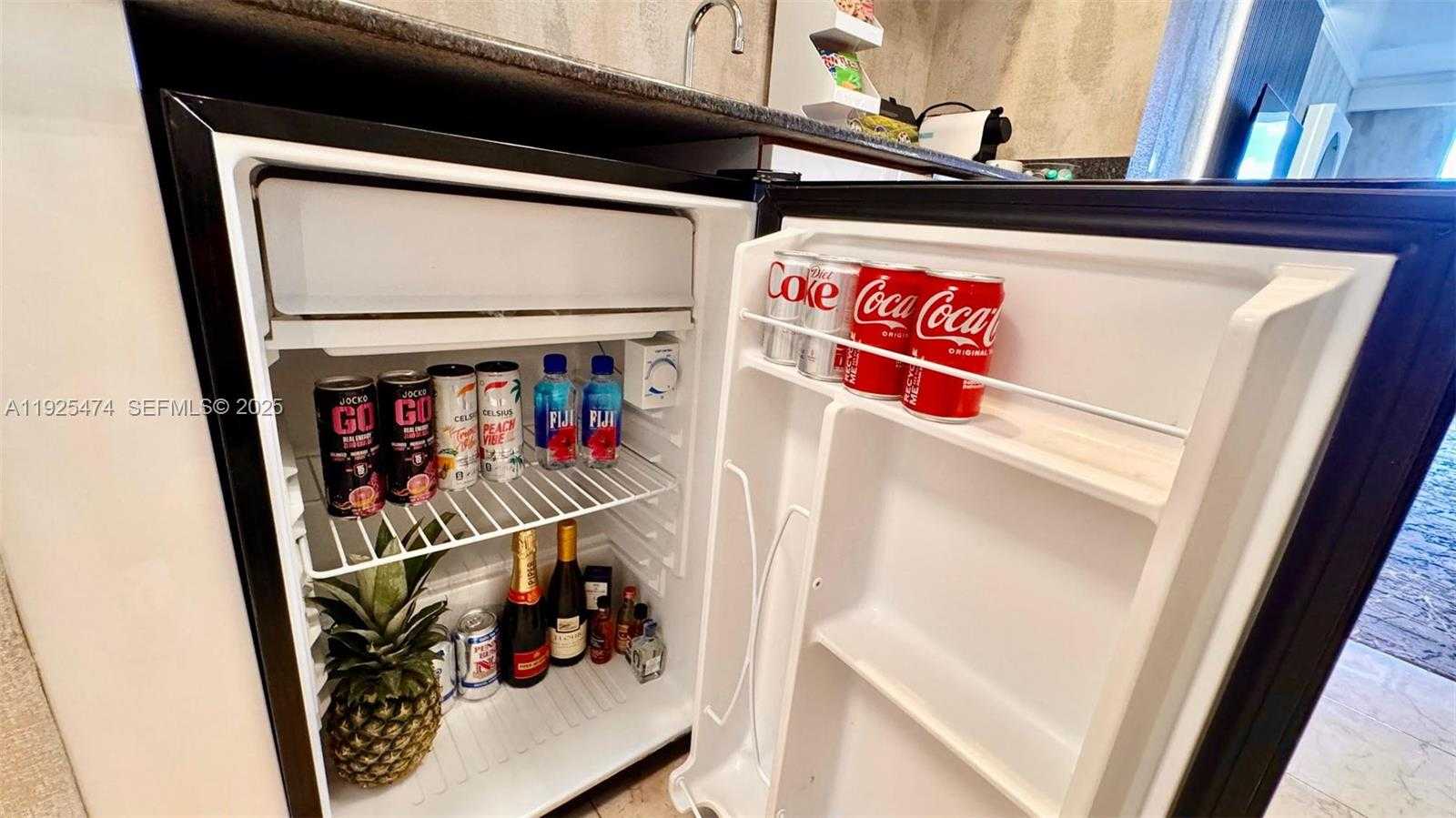 Small Image of 18001 COLLINS AVE #1110, Sunny Isles Beach Number 22