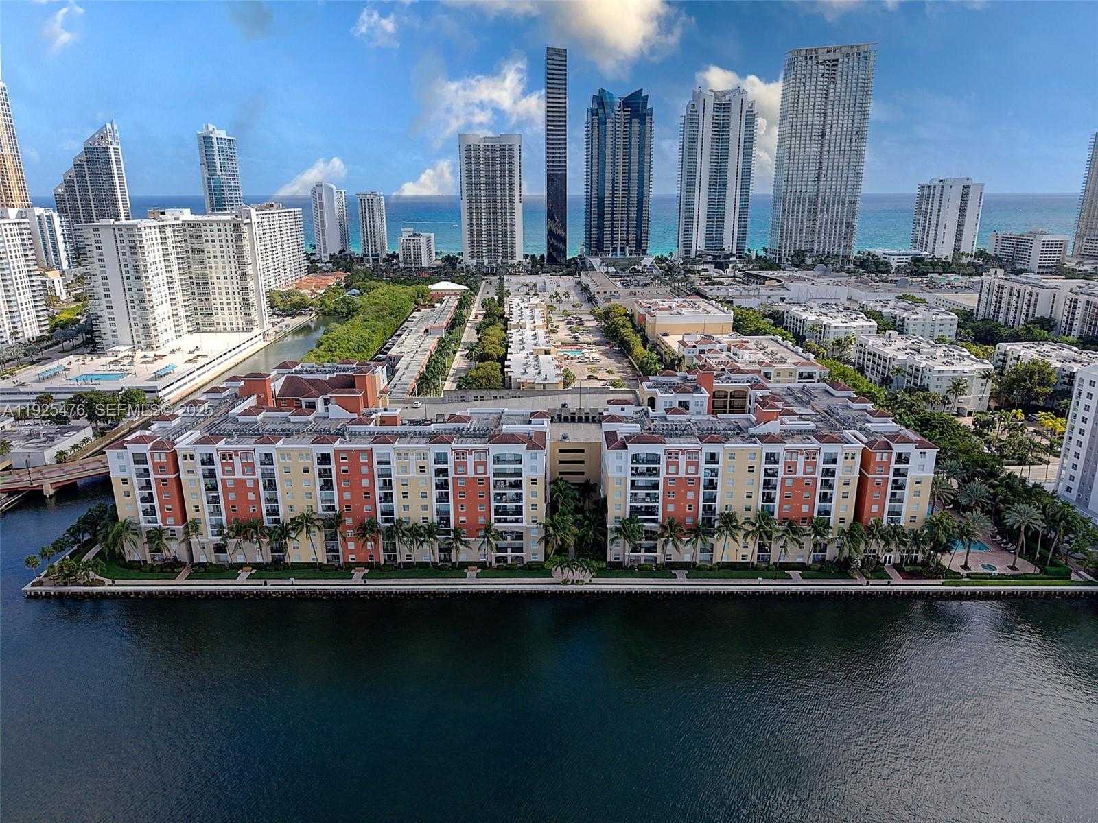 Small Image of 17150 NORTH BAY RD #2706, Sunny Isles Beach Number 1