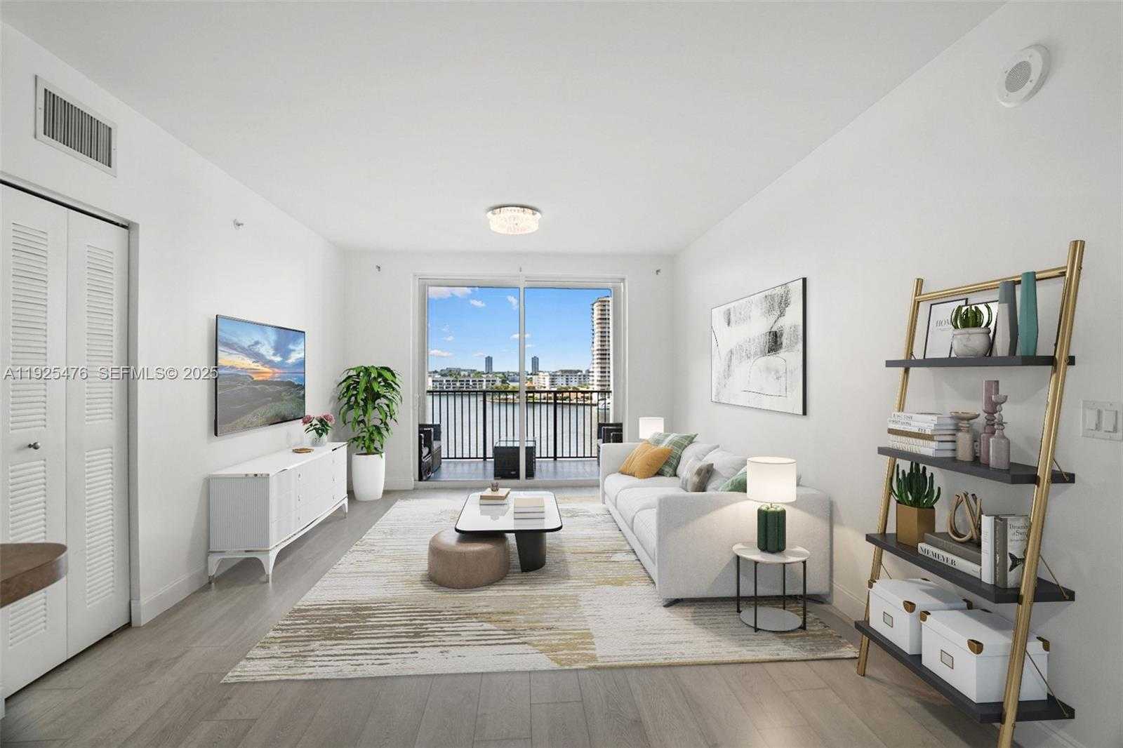 Small Image of 17150 NORTH BAY RD #2706, Sunny Isles Beach Number 2