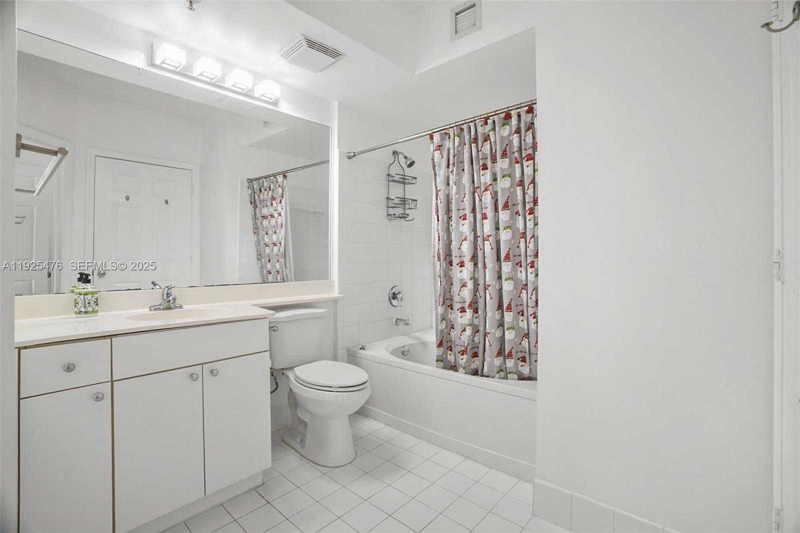 Small Image of 17150 NORTH BAY RD #2706, Sunny Isles Beach Number 28