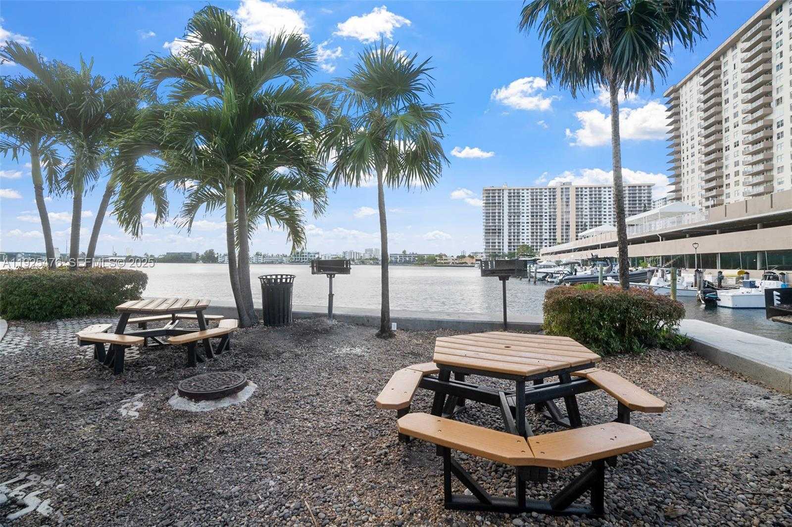 Small Image of 17150 NORTH BAY RD #2706, Sunny Isles Beach Number 36